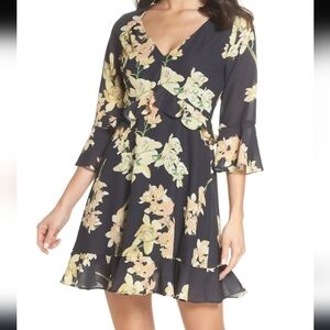 19 Cooper Nordstrom Rack Dress Floral V-neck Dress 3/4 length Sleeves *NWOT*